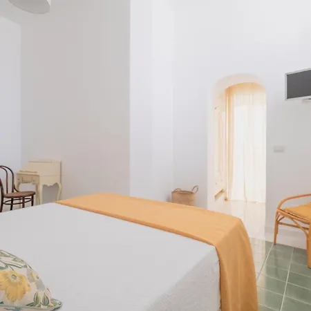 فندق مبيت وإفطار Casa Giulia فيستَ