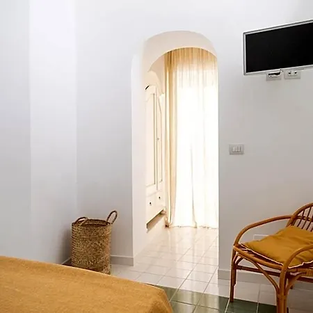 Casa Giulia Oda ve Kahvaltı 4*